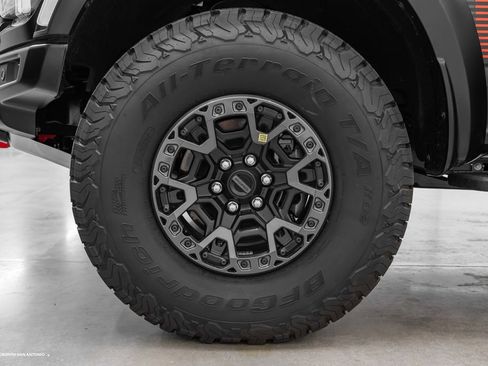Used 2025 Ford F150 Raptor w/ Equipment Group 803A Raptor R AWD/4WD image 6