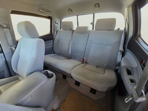 Used 2006 Toyota Tacoma PreRunner image 30