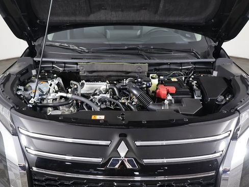 New 2026 Mitsubishi Outlander ES AWD/4WD image 19