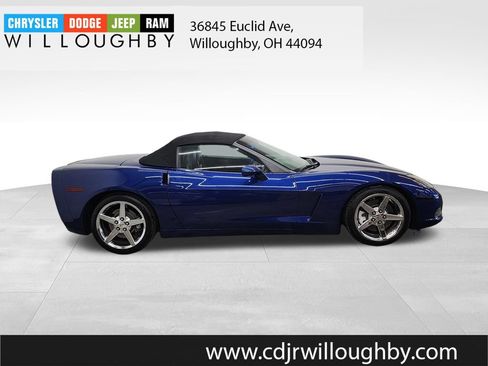 Used 2005 Chevrolet Corvette Convertible w/ Preferred Equipment Group RWD image 4