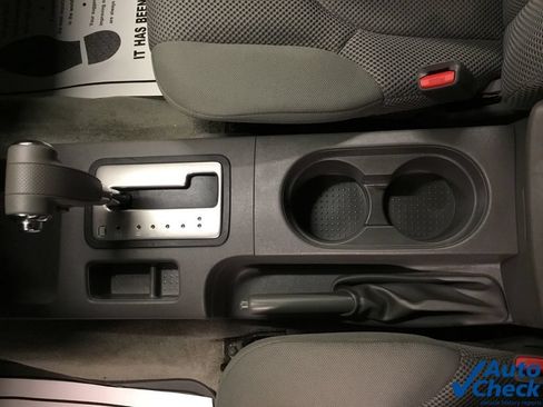 Used 2015 Nissan Frontier SV AWD/4WD image 49