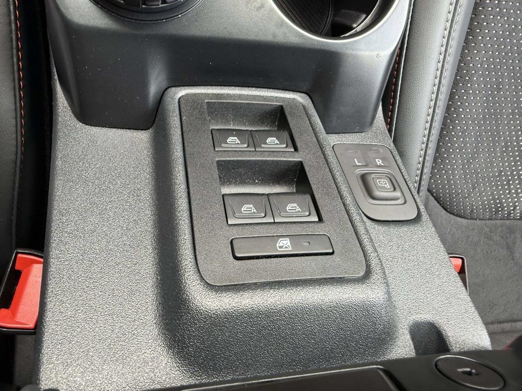 Used 2025 Ford Bronco Raptor AWD/4WD image 28