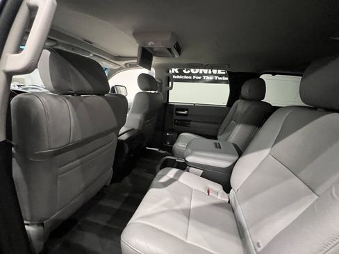 Used 2012 Toyota Sequoia Platinum image 25