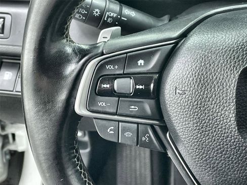 Used 2021 Honda Insight Touring image 17