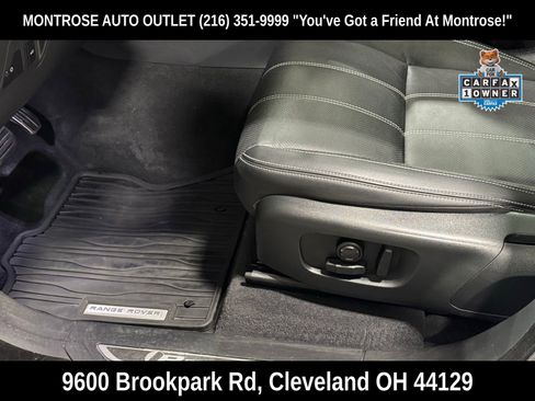 Used 2023 Land Rover Range Rover Velar R-Dynamic S image 17