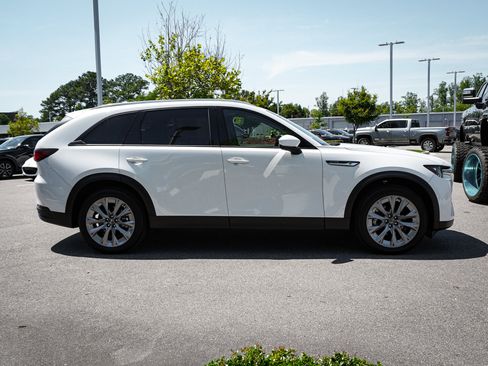 Used 2026 MAZDA CX-90 3.3 Turbo w/ Preferred Package AWD/4WD image 11