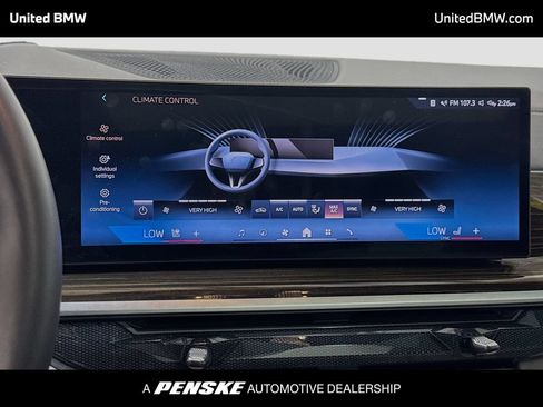 Used 2024 BMW X5 xDrive40i w/ M Sport Package AWD/4WD image 11