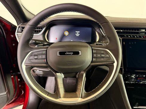 New 2025 Jeep Grand Cherokee L Limited w/ Luxury Tech Group II AWD/4WD image 21