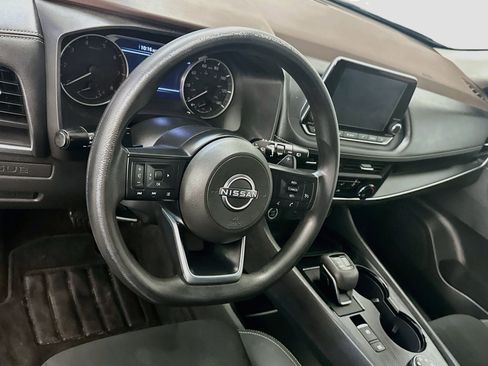 Used 2023 Nissan Rogue S AWD/4WD image 18
