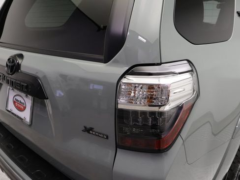Certified 2023 Toyota 4Runner TRD Off-Road Premium w/ Moonroof Package AWD/4WD image 9