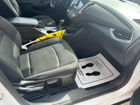 Used 2016 Chevrolet Malibu LT FWD image 12