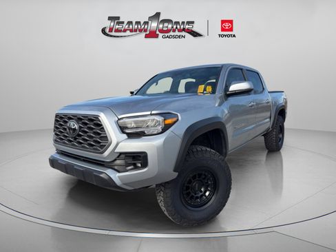 Used 2023 Toyota Tacoma TRD Off-Road w/ TRD Premium Off Road Package image 7