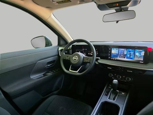 New 2026 Nissan Kicks S FWD image 10