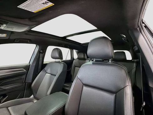Used 2020 Volkswagen Atlas Cross Sport SEL w/ Cross Sport MDO Package AWD/4WD image 20