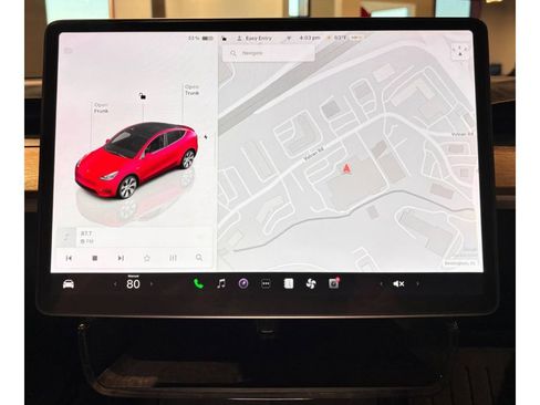 Used 2024 Tesla Model Y Long Range image 32