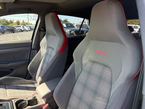 Used 2024 Volkswagen GTI SE FWD image 16
