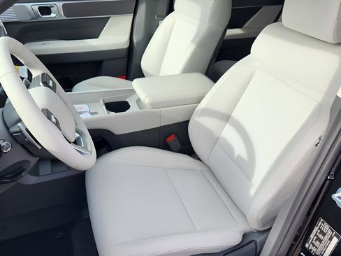 New 2026 Hyundai Santa Fe SE AWD/4WD image 13