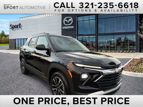 Used 2024 Chevrolet TrailBlazer LT image 1