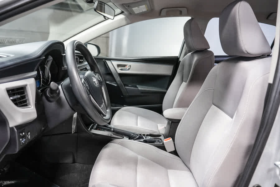 Used 2014 Toyota Corolla LE w/ Protection Package FWD image 17