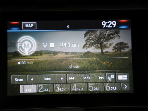 Used 2018 Honda Civic Sport Touring image 20