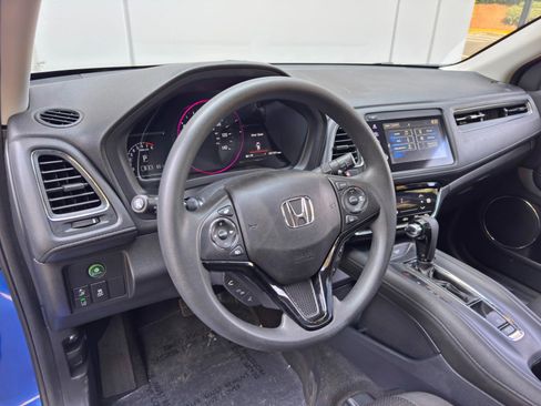 Used 2022 Honda HR-V EX image 13