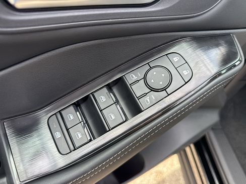 New 2026 Nissan Rogue SV AWD/4WD image 12
