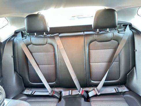 Used 2025 Chevrolet Trax LT image 38