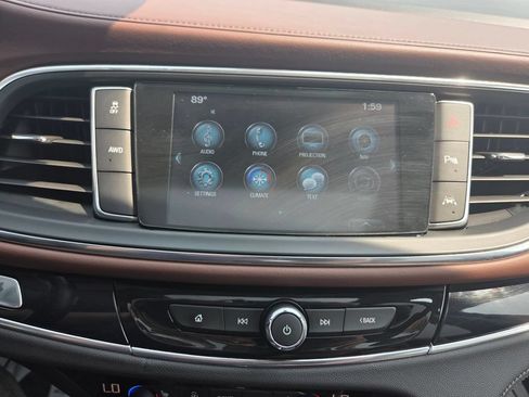 Used 2018 Buick Enclave Avenir AWD/4WD image 28