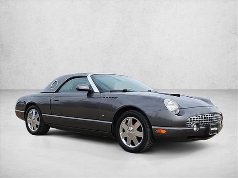 Used 2003 Ford Thunderbird image 3