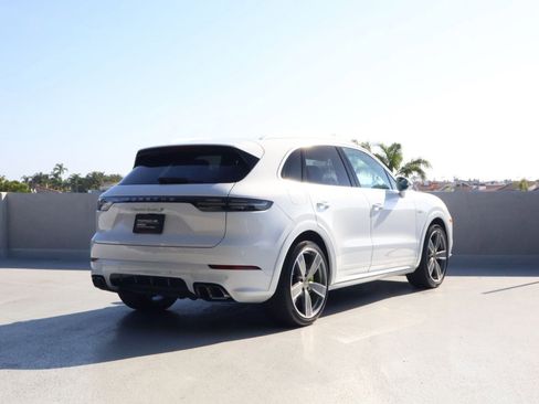 Certified 2023 Porsche Cayenne Turbo S image 9