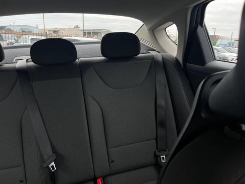 Used 2025 Kia K4 FWD image 38