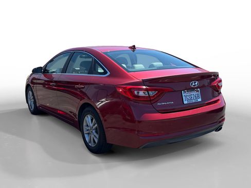 Used 2015 Hyundai Sonata SE FWD image 3