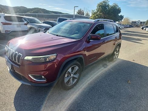 Used 2019 Jeep Cherokee Limited w/ Trailer Tow Group image 1