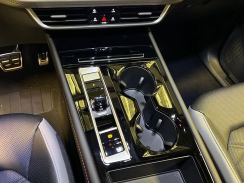 New 2026 Volkswagen Atlas Peak Edition AWD/4WD image 20