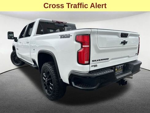 Used 2025 Chevrolet Silverado 2500 LTZ w/ LTZ Plus Package AWD/4WD image 10