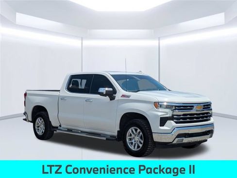 Used 2025 Chevrolet Silverado 1500 LTZ w/ Z71 Off-Road Package AWD/4WD image 9