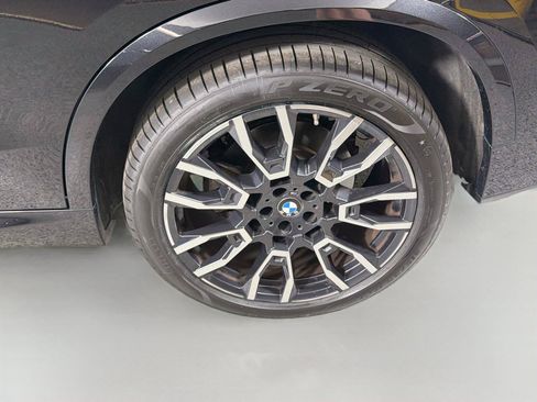 Used 2024 BMW X5 sDrive40i w/ M Sport Package RWD image 30