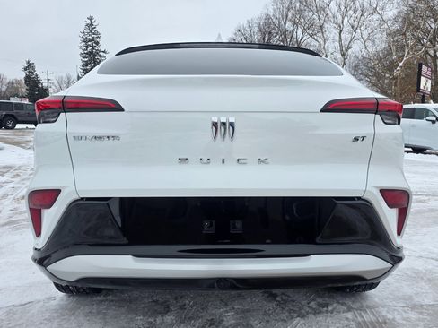 Used 2024 Buick Envista Sport Touring w/ Convenience I Package image 20