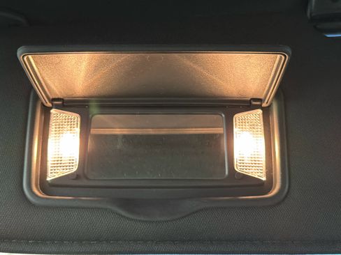 Used 2009 Ford Escape XLT image 45