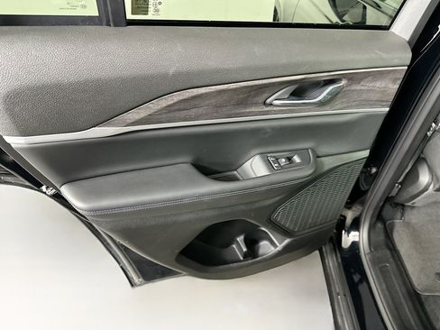 Used 2023 Jeep Grand Cherokee Limited image 26