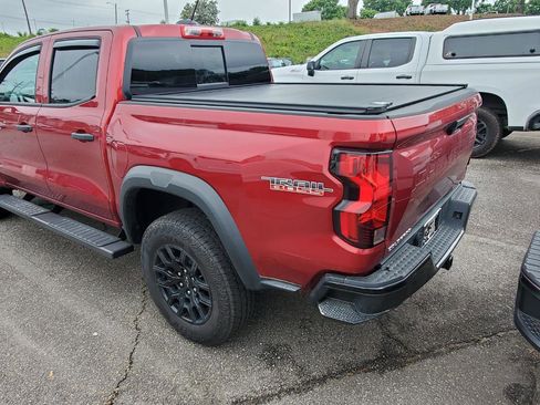 Used 2024 Chevrolet Colorado Trail Boss w/ Advanced Trailering Package AWD/4WD image 8