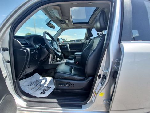 Used 2016 Toyota 4Runner Limited AWD/4WD image 14
