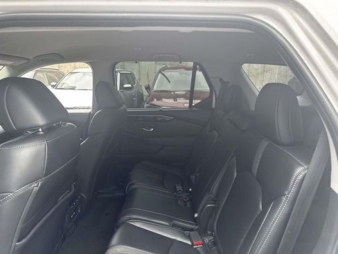 Used 2023 Honda Pilot EX-L image 12