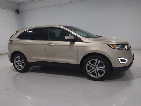 Used 2017 Ford Edge Titanium w/ Equipment Group 301A AWD/4WD image 11