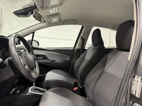Used 2017 Toyota Yaris LE FWD image 16
