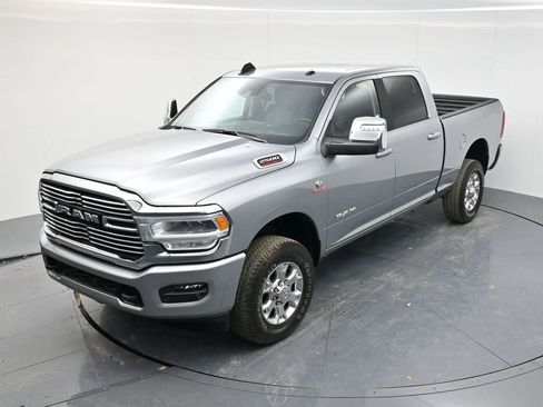 Used 2024 RAM 2500 Laramie w/ Safety Group image 39
