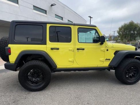 Used 2023 Jeep Wrangler Unlimited Sport AWD/4WD image 9