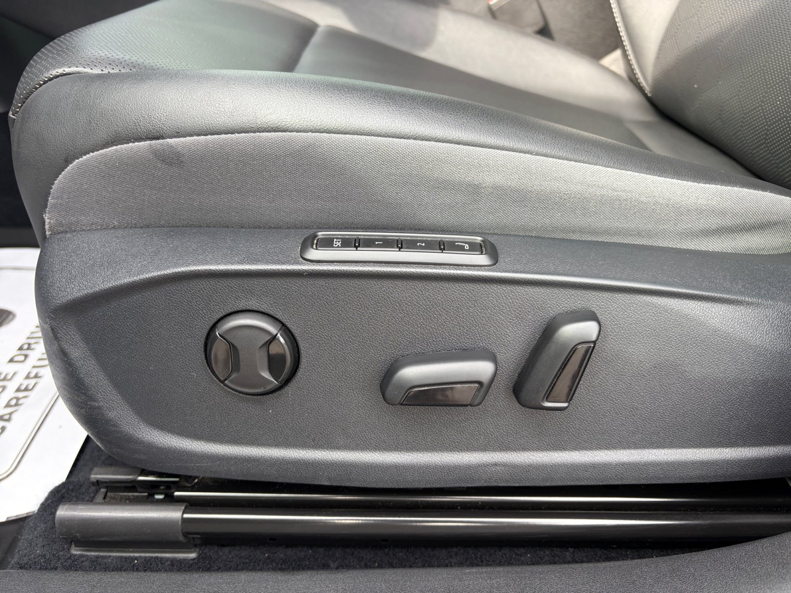 Used 2023 Volkswagen ID.4 Pro S Plus AWD/4WD image 14