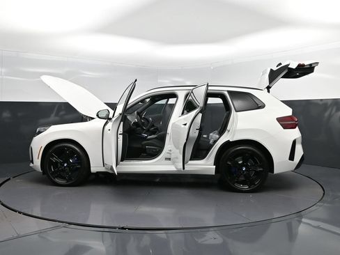 New 2026 BMW X3 xDrive30 w/ M Sport Package AWD/4WD image 46