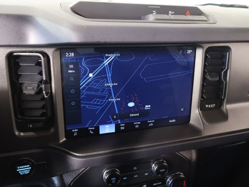 Used 2025 Ford Bronco Big Bend image 7